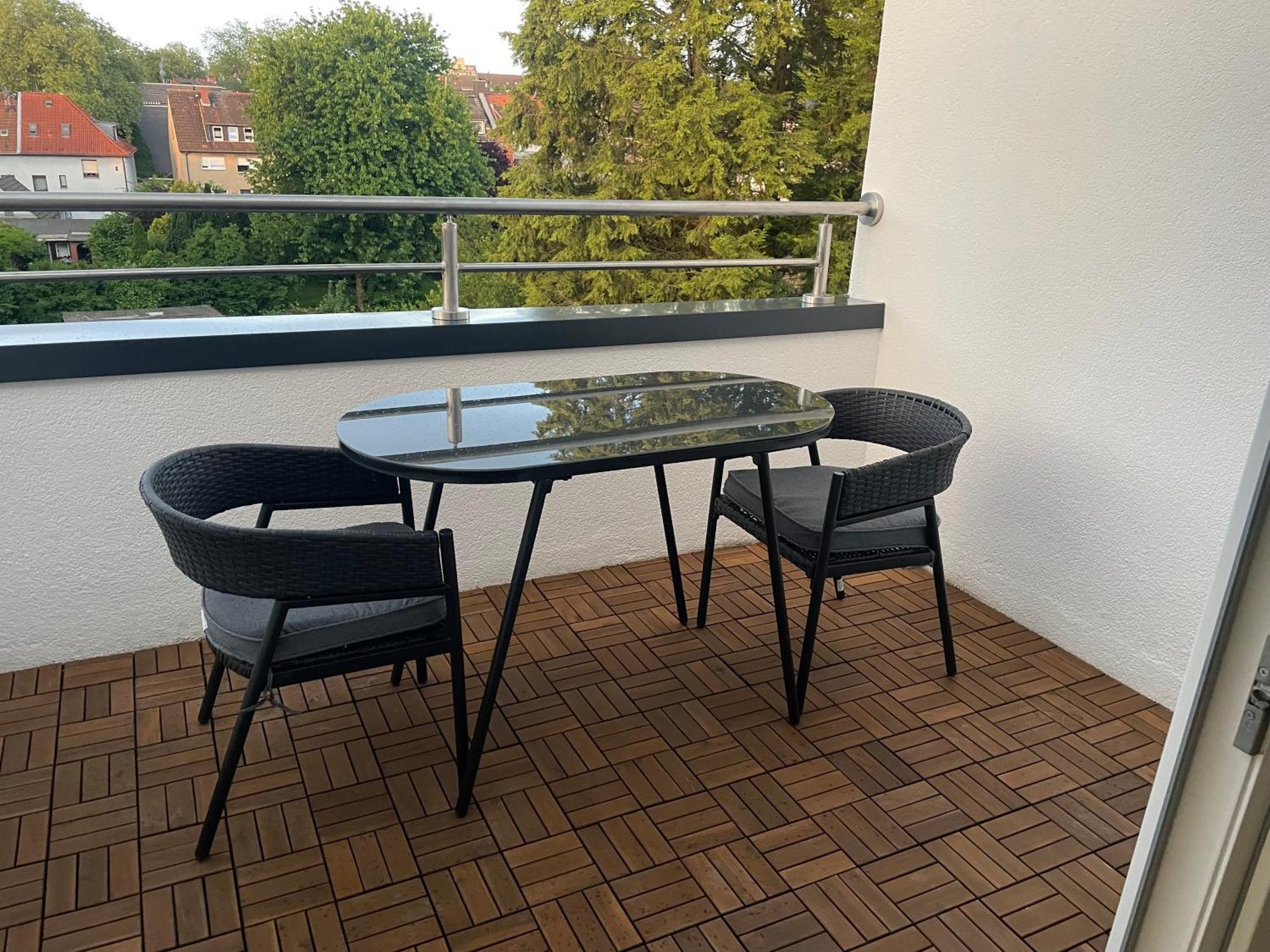 Moderne Ferienwohnung In Gelsenkirchen-Schalke Fuer 1 Bis 7 Personen Mit Terrasse, Ideal Fuer Gruppen & Stadionbesuche Exterior photo